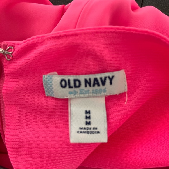 Pink dress - Picture 3 of 4